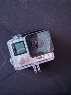 GoPro HERO4 Silver/Black Action Camera in Clear Housing